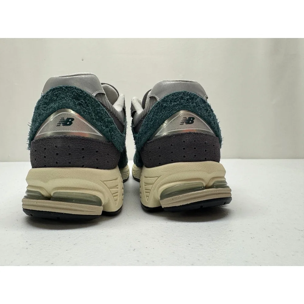 New Balance Sneakers Mens 8.5 Green Grey 2002R Hairy Suede Mesh Running Shoes